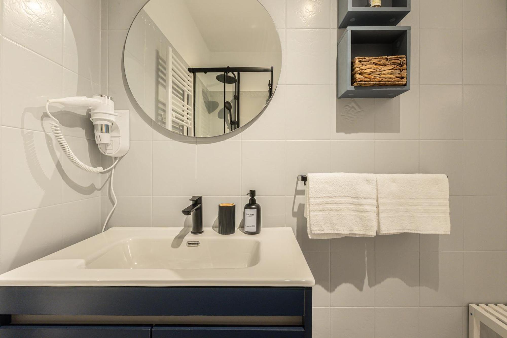 Piazza Unita D'Italia - Jr Suite Con Ac - Wi Fi - Park Convenzionato Trieste Extérieur photo